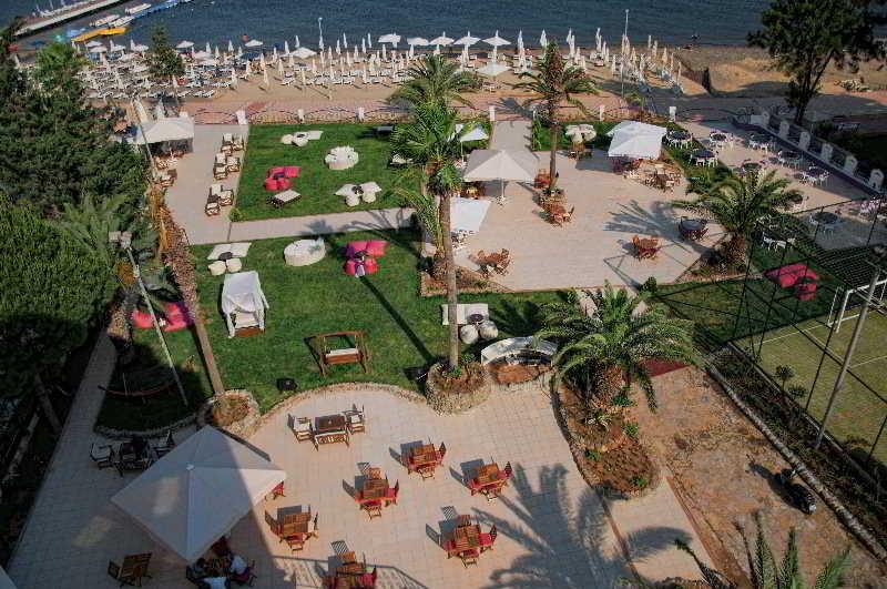 Dora Hotel 4*