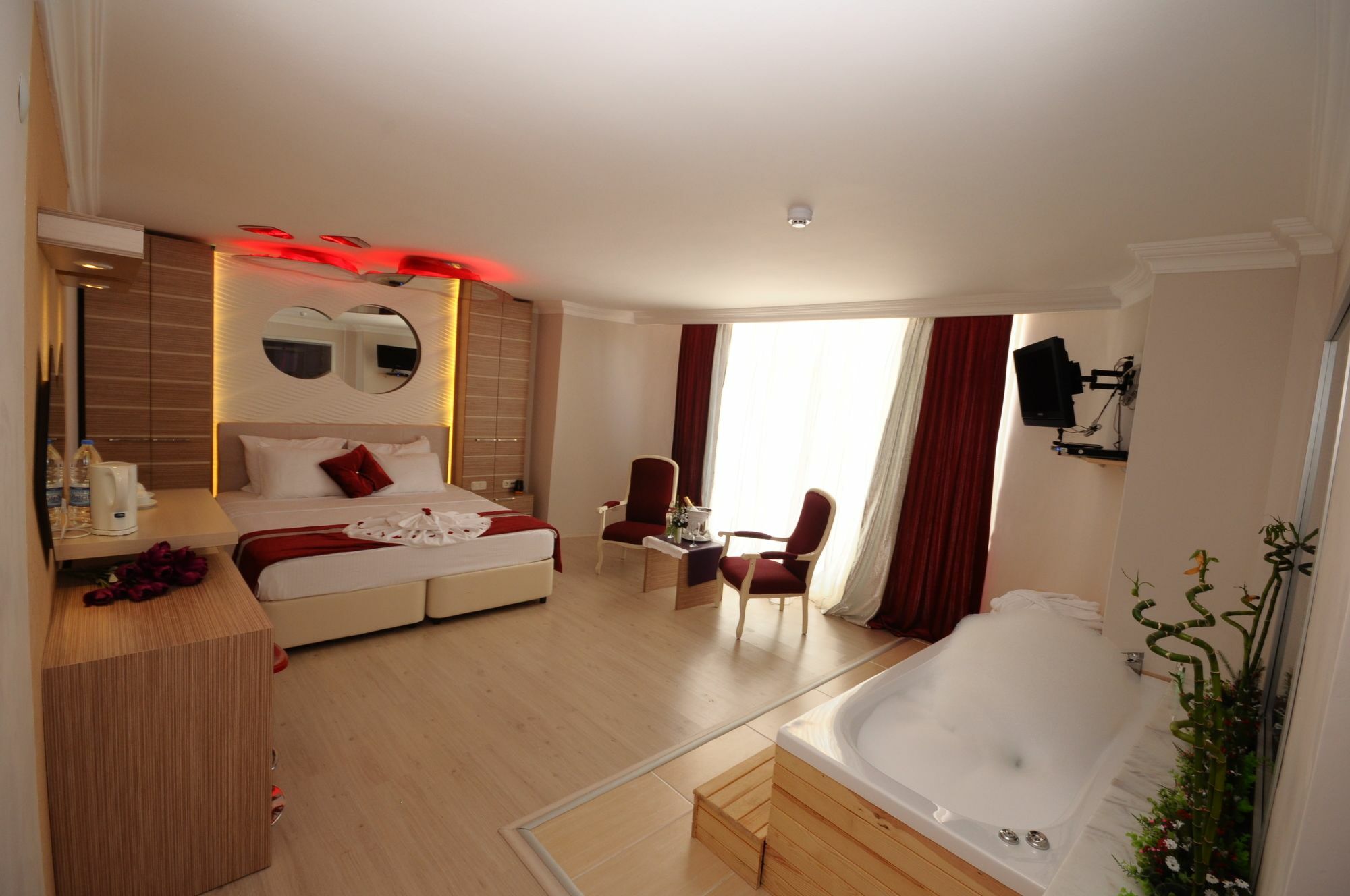 Hotel Dora