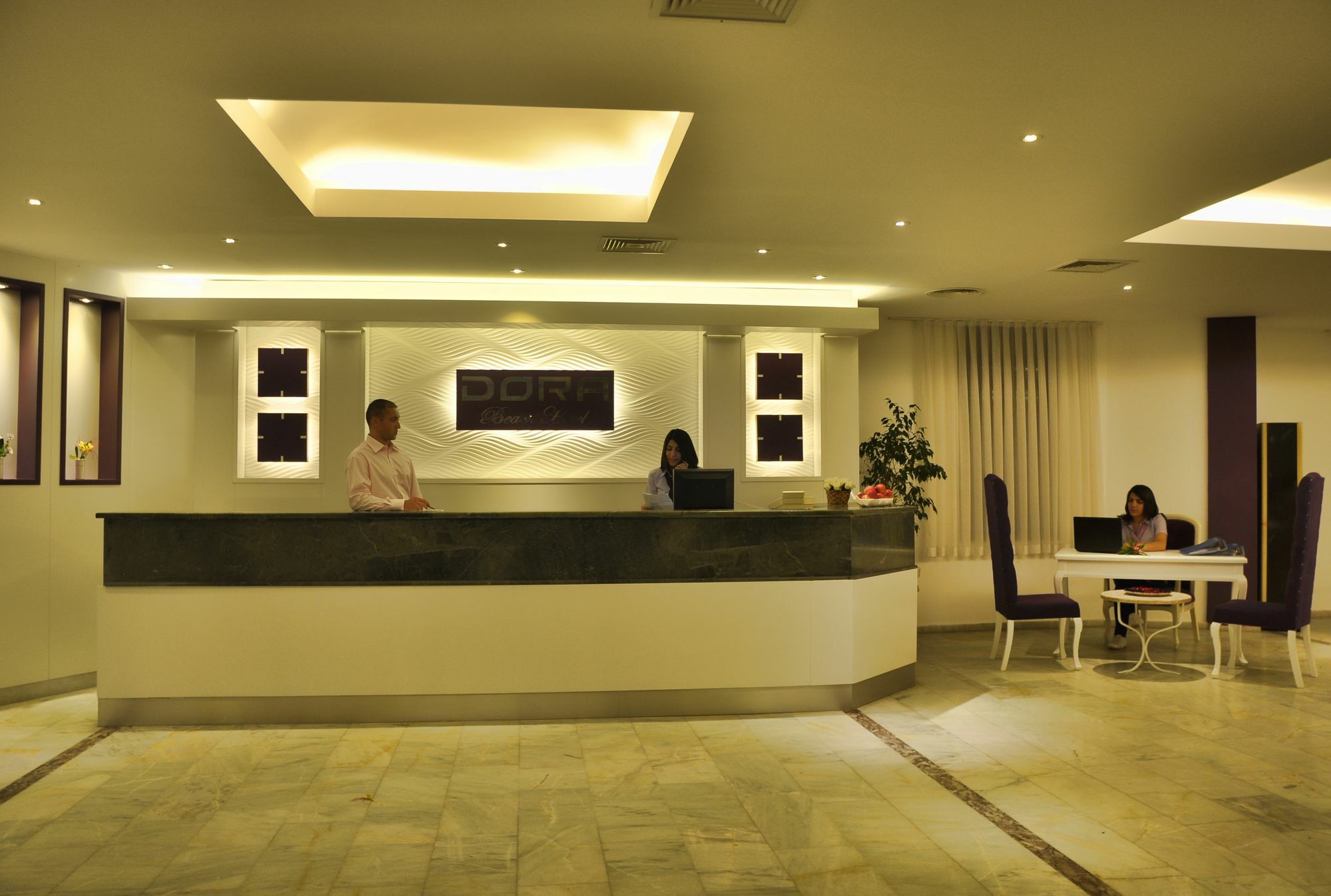 Hotel Dora 4*